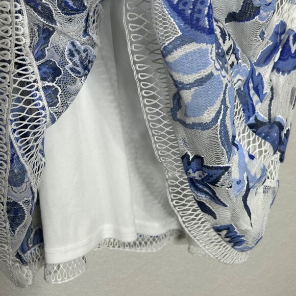 Entro Women's Blue and White Bell Sleeve Floral Large Dress - Picture 7 of 12